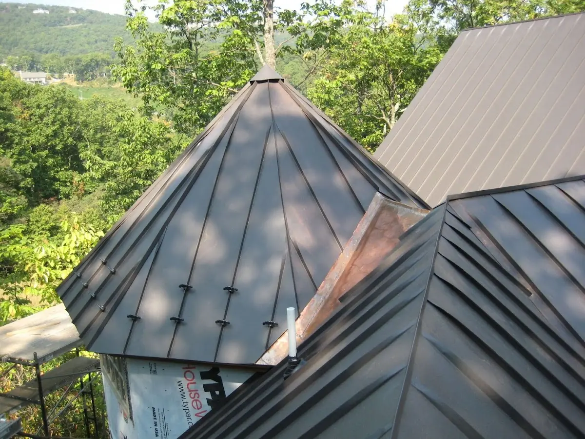 Professional Gutter Cleaning by Craftsman Roofing in Fallon